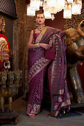 mehndi colour saree