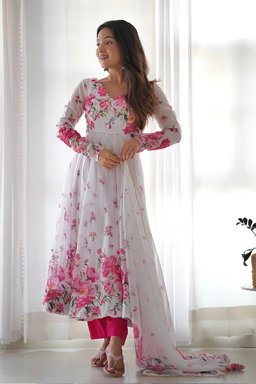 Kali Pattern Organza Anarkali Outfit