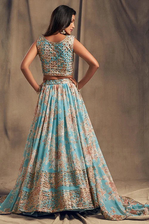 beautiful looking chaniya choli