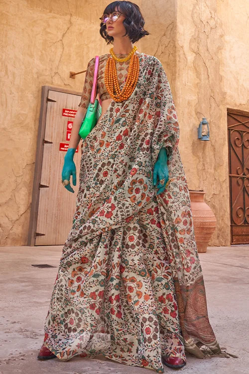 Beautiful Silk Saree With Printed Blouse