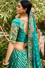 Beautiful Chaniya Choli With Dupatta At Dulhan Collection