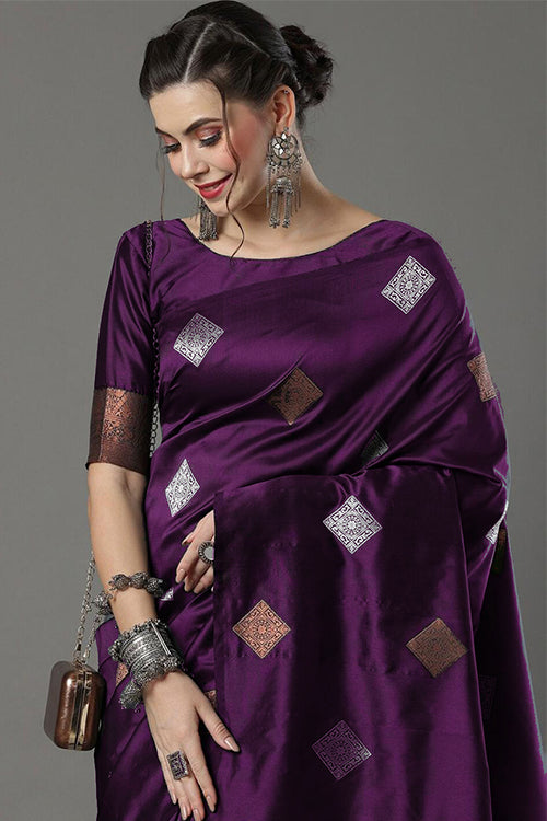 lightweight saree