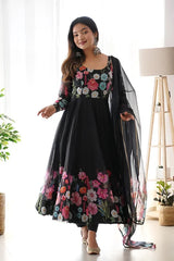 Black Anarkali Gown Dupatta