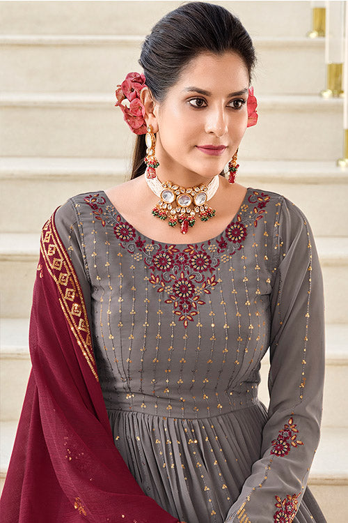  Embroidered Kurta Palazzo Set