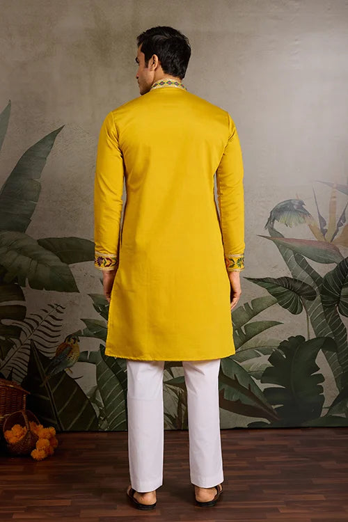 traditional wear