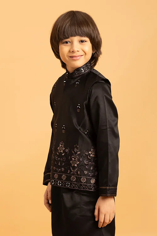 Traditional Black Kurta Set