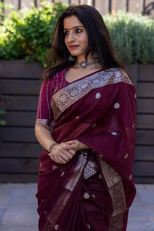 Traditional Banarasi Silk Saree with Exquisite Weaving Collection