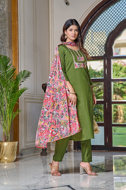 stylish printed dupatta outfit