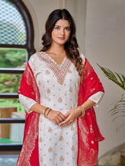 red dupatta kurti set