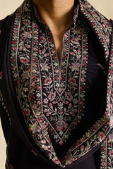Close-Up of Royal Purple Japanese Fabric Kurta with Dupatta